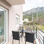 Zoric Apartament *